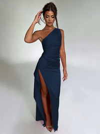 Slim-fit Solid Color One-shoulder Split Satin Dress